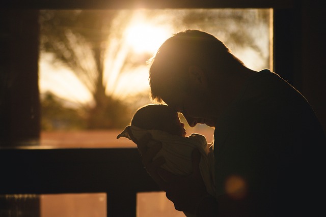 Voeden, wassen, slapen en beschermen: een compleet overzicht voor jonge ouders